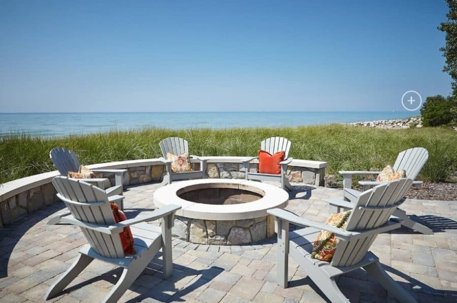 Middletown-NJ-Waterfront-by-Gambrick-scaled 5 Fun Outdoor Beach Decor Ideas and Themes