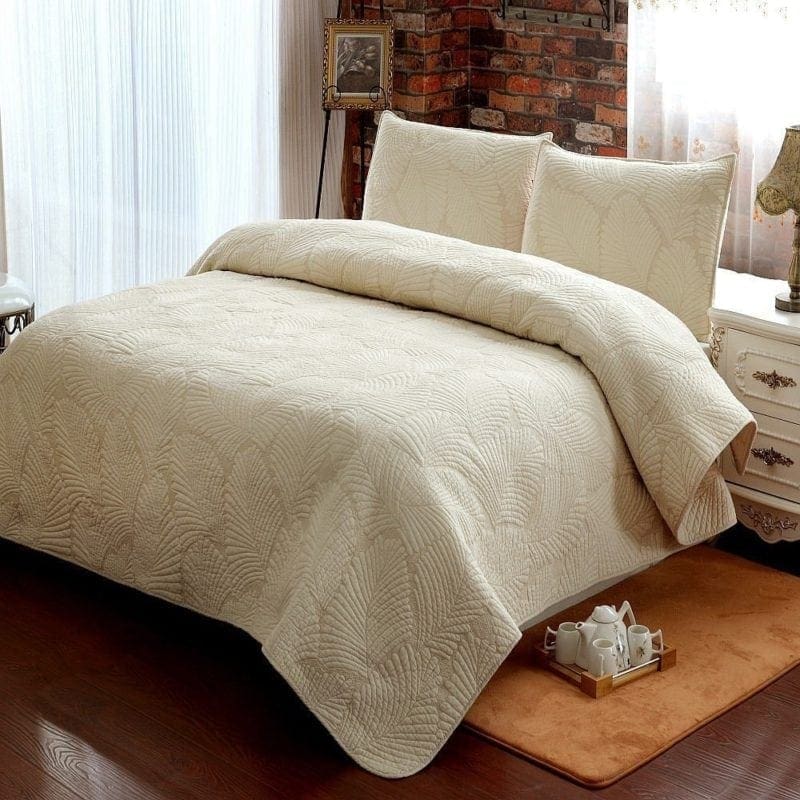 Brandream-White-Beige-Vintage-Floral-Palm-Leaf-Quilt-800x800 Palm Tree Bedding Sets & Comforters & Quilts