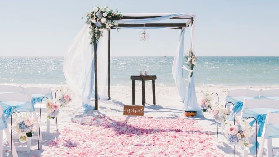 outdoor-beach-wedding-color-scheme-scaled 4 Outdoor Beach Wedding Tips (7 Bonus Tips)