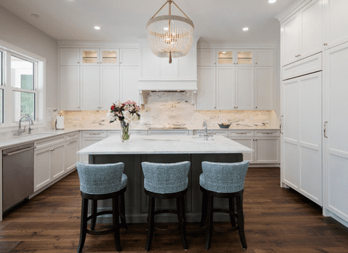 Colonial-Coastal-by-Browdy-and-Browdy 101 Beautiful Beach Cottage Kitchens