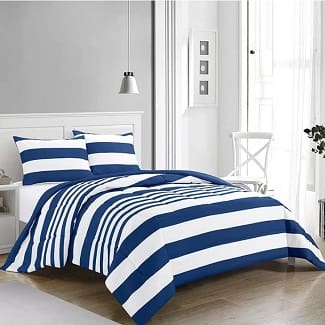 blue and white queen quilt