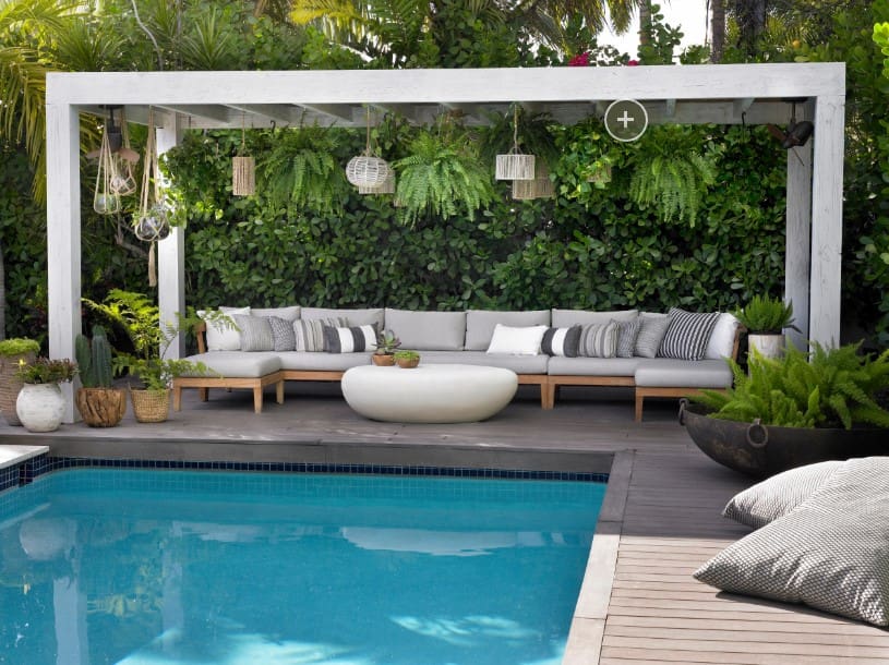 Miami-Beach-Residence-by-DIDA-Home 14 Inspiring Beach and Coastal Outdoor Decor Ideas
