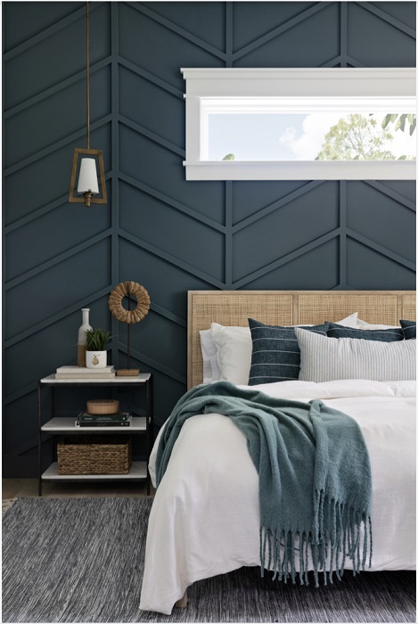 18-Emily-Moss-Designs-The-Willow-Inn 21 Beautiful Coastal Bedroom Ideas