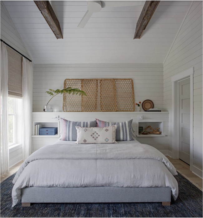 9-Rethink-Design-Studio 21 Beautiful Coastal Bedroom Ideas